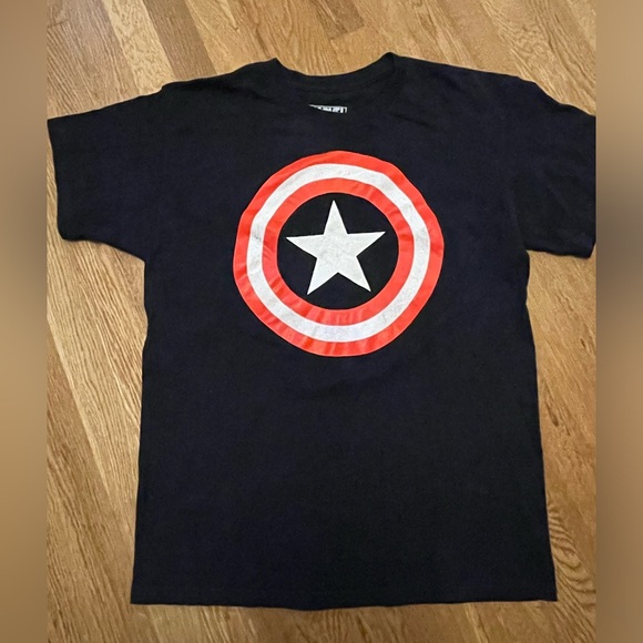 Marvel Other - MARVEL T-Shirt Large